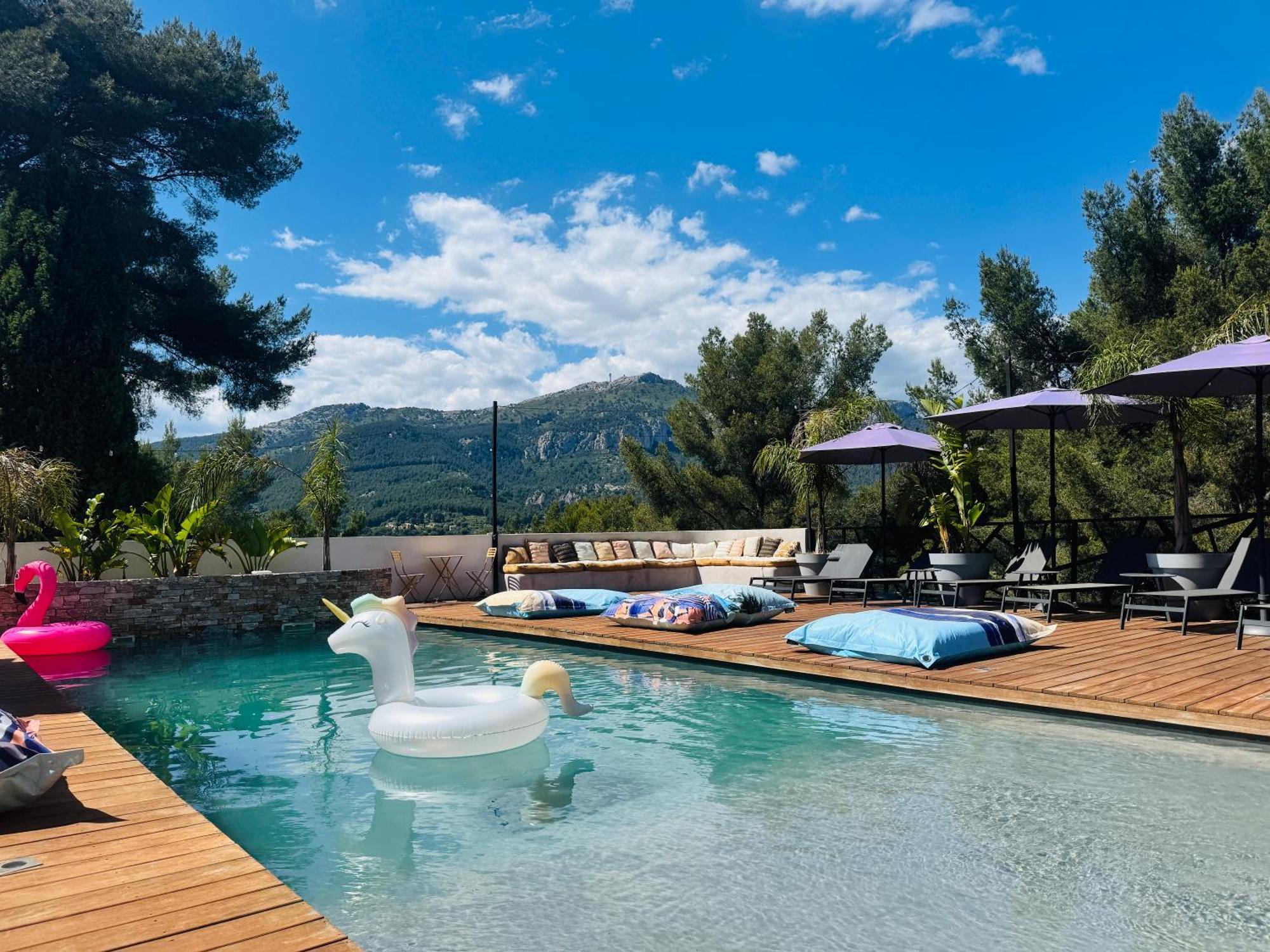 Villa Holistika : Bed And Breakfast / Pool / Air Conditioning/ Mont Faron Tolón Exterior foto